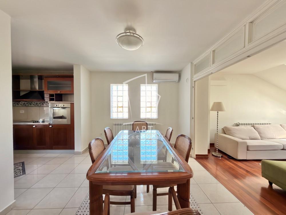 Slika 4 - Sibinjanin Janka, Četvoroiposoban stan na prodaju, 117m2, 440.000€