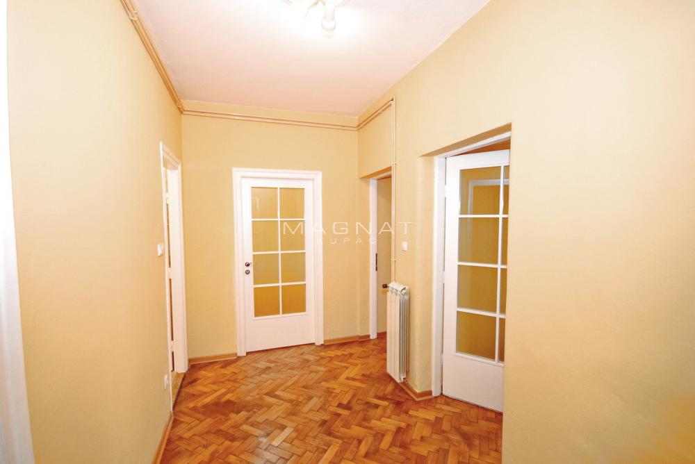 Slika 4 - Cetinjska, Trosoban stan na prodaju, 77m2, 315.000€