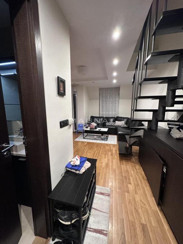 Slika 11 - Gligorija Vozarevića, Trosoban stan na prodaju, 81m2, 235.000€
