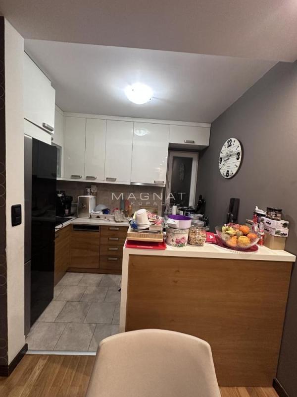 Slika 5 - Gligorija Vozarevića, Trosoban stan na prodaju, 81m2, 235.000€