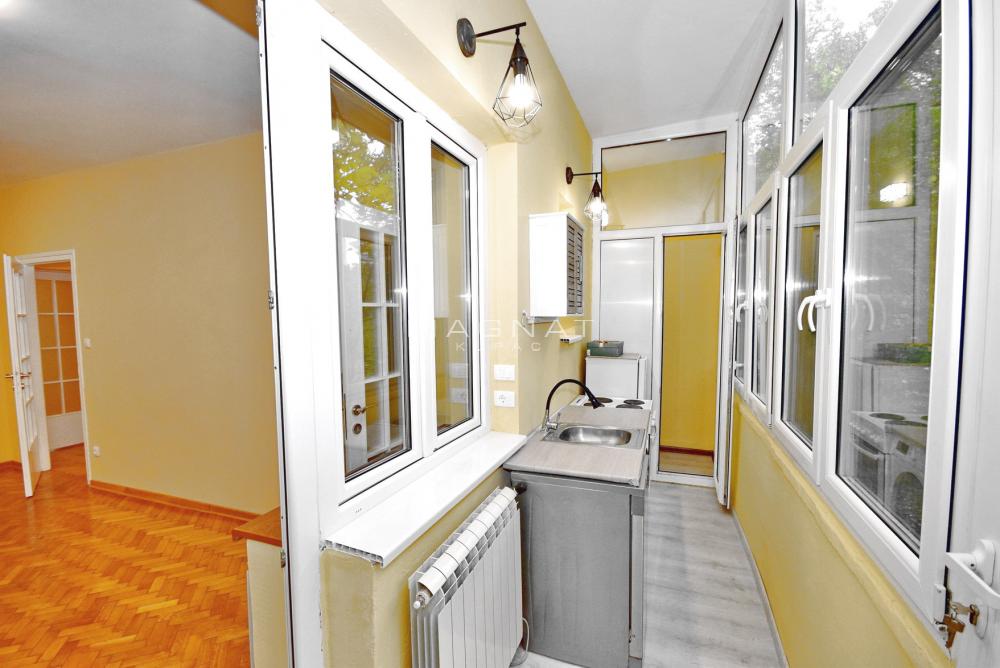 Slika 8 - Cetinjska, Četvorosoban stan na prodaju, 77m2, 315.000€