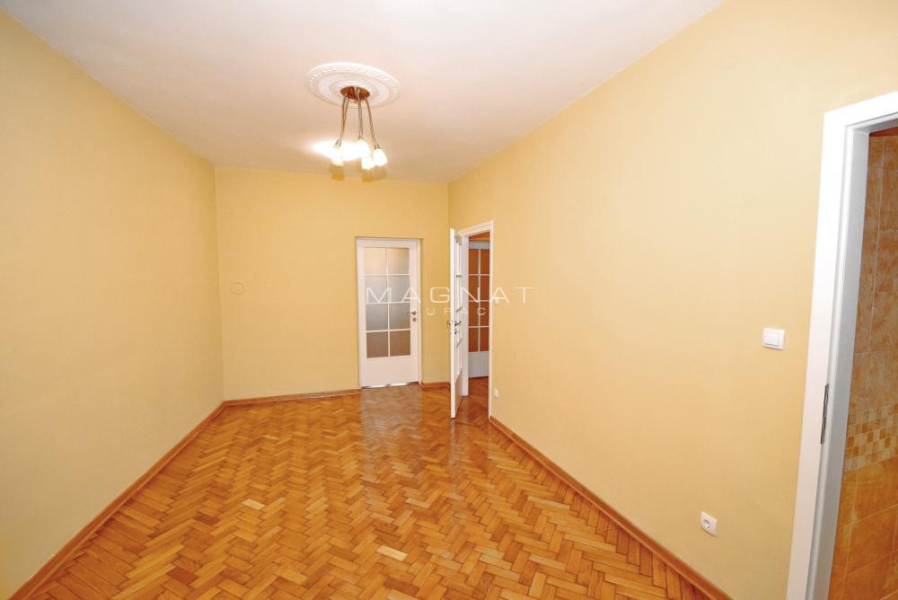 Slika 7 - Cetinjska, Četvorosoban stan na prodaju, 77m2, 315.000€