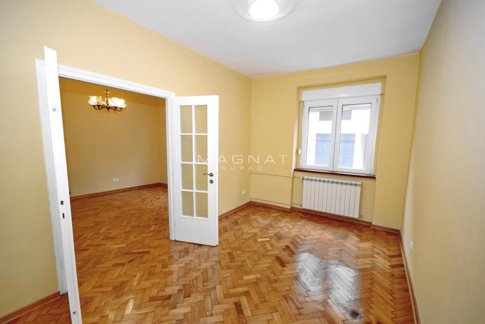 Glavna slika -Cetinjska, Četvorosoban stan na prodaju, 77m2, 315.000€