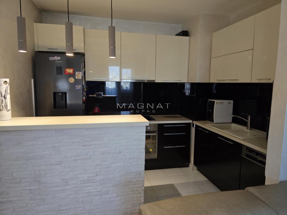Slika 3 - Šumadijske divizije, Trosoban stan na prodaju, 85m2, 309.000€