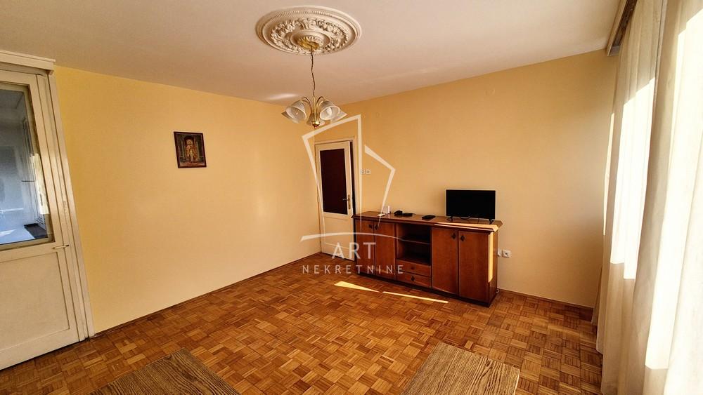 Slika 10 - Dimitrija Tucovića, Trosoban stan za izdavanje, 64m2, 600€