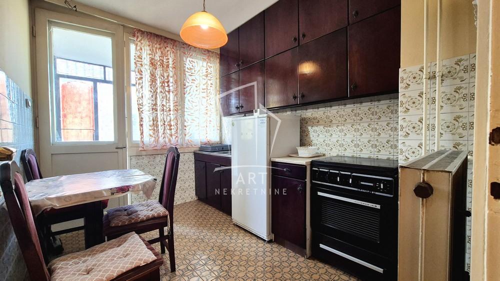 Slika 11 - Dimitrija Tucovića, Trosoban stan za izdavanje, 64m2, 600€