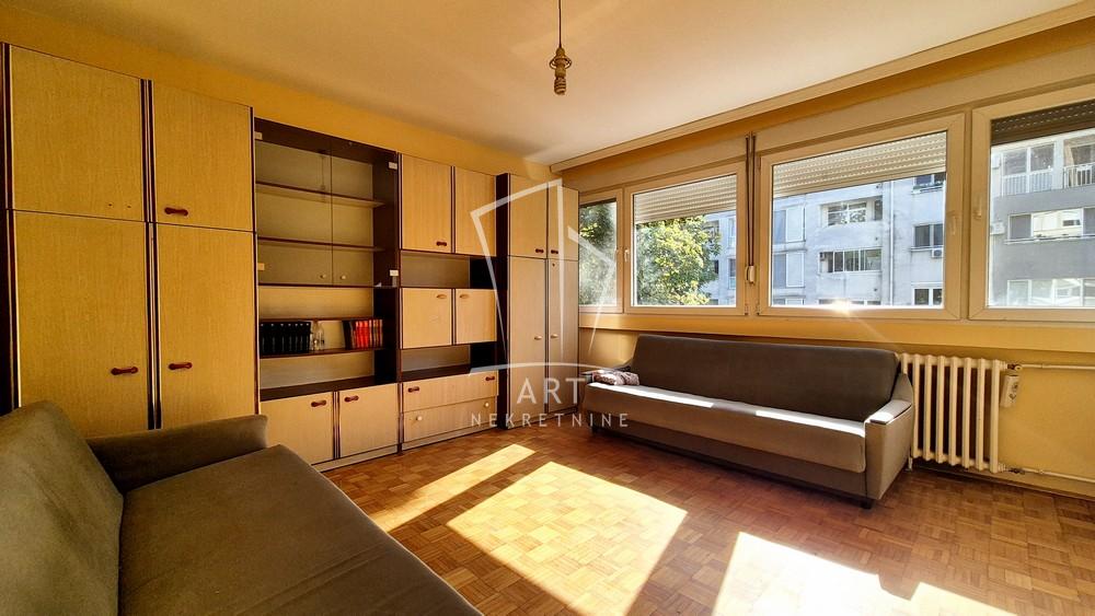 Slika 2 - Dimitrija Tucovića, Trosoban stan za izdavanje, 64m2, 600€