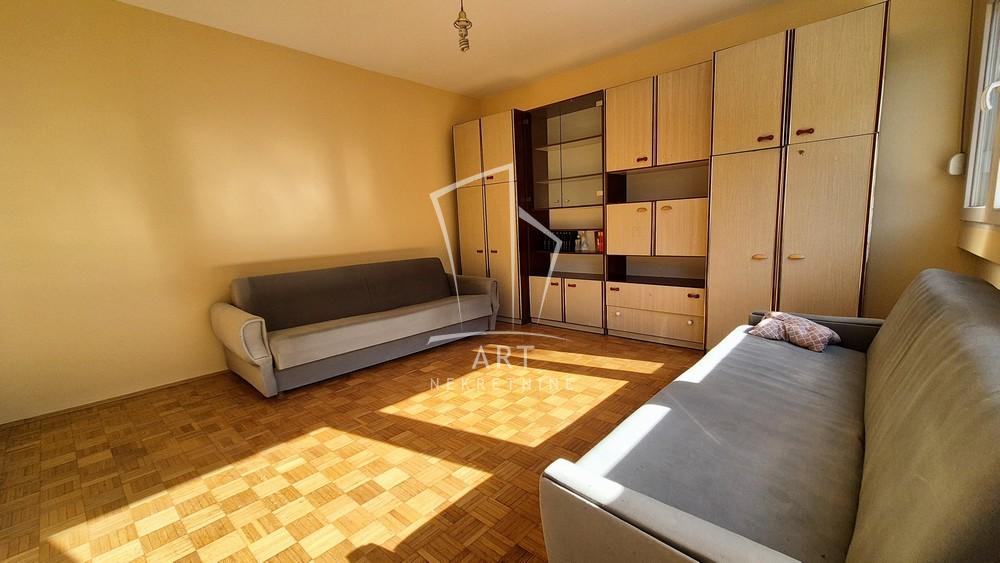Slika 3 - Dimitrija Tucovića, Trosoban stan za izdavanje, 64m2, 600€