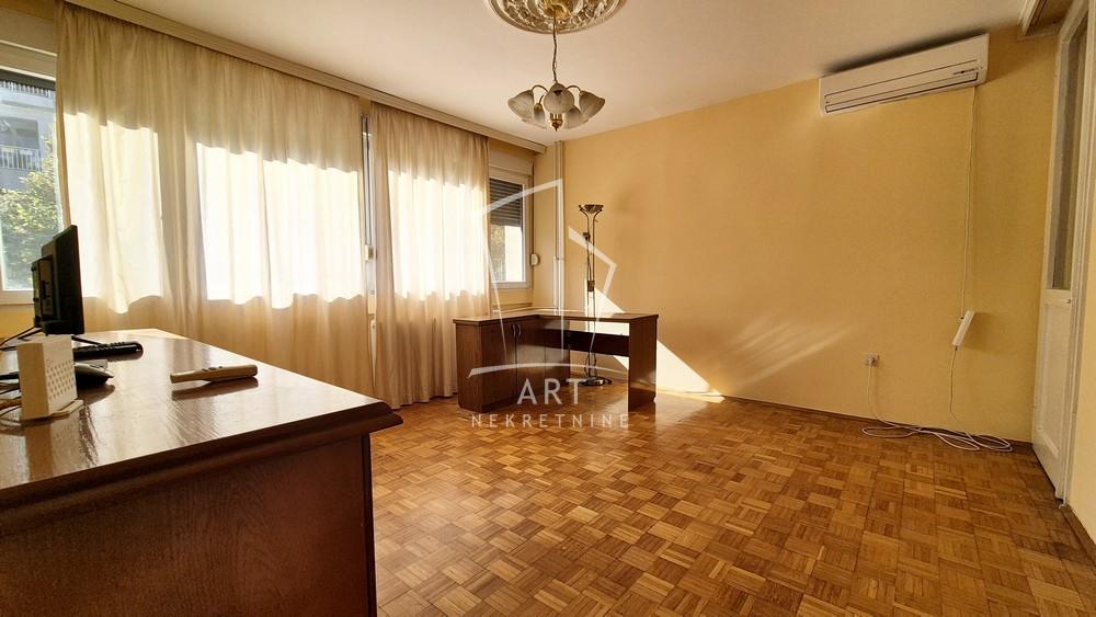 Slika 7 - Dimitrija Tucovića, Trosoban stan za izdavanje, 64m2, 600€