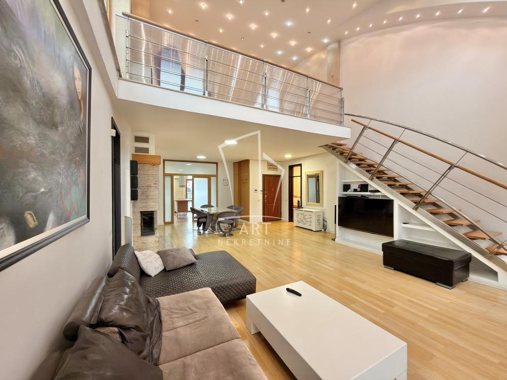 Slika 1 - Dalmatinska, Petosoban stan za izdavanje, 222m2, 2.200€