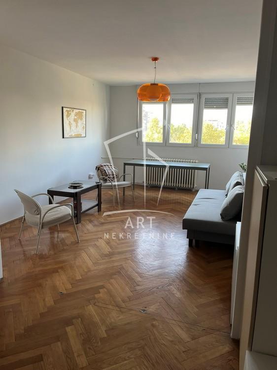 Glavna slika -Pariske komune, Dvosoban stan za izdavanje, 58m2, 920€