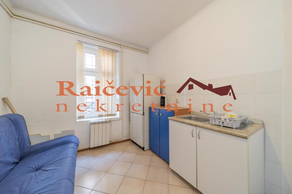 Slika 6 - Skerliceva,  Lokal za izdavanje, 85m2, 900€