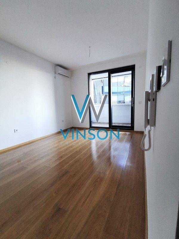 Slika 1 - Trg galerija,  Lokal za izdavanje, 45m2, 550€