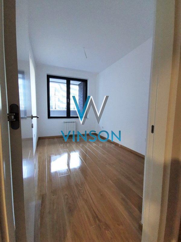 Slika 3 - Trg galerija,  Lokal za izdavanje, 45m2, 550€