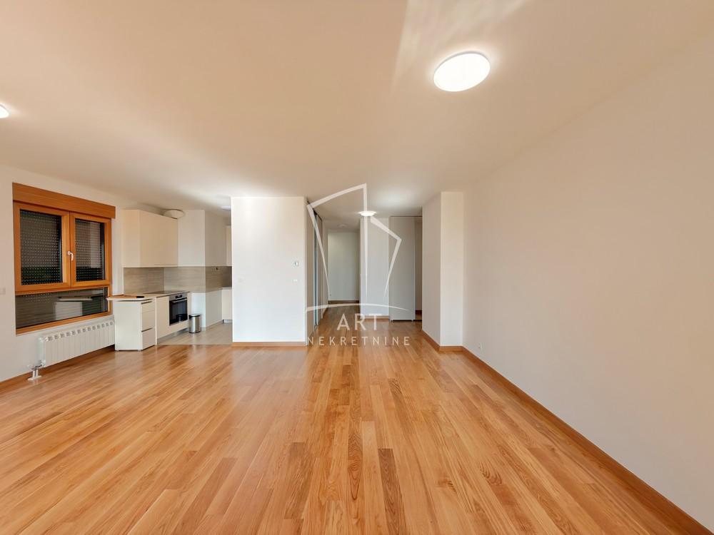 Slika 2 - Tadije Sondermajera, Petosoban stan za izdavanje, 161m2, 2.600€