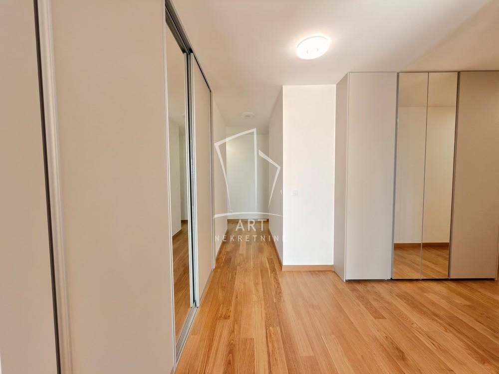 Slika 5 - Tadije Sondermajera, Petosoban stan za izdavanje, 161m2, 2.600€