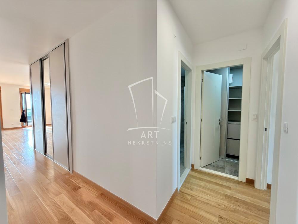 Slika 7 - Tadije Sondermajera, Petosoban stan za izdavanje, 161m2, 2.600€