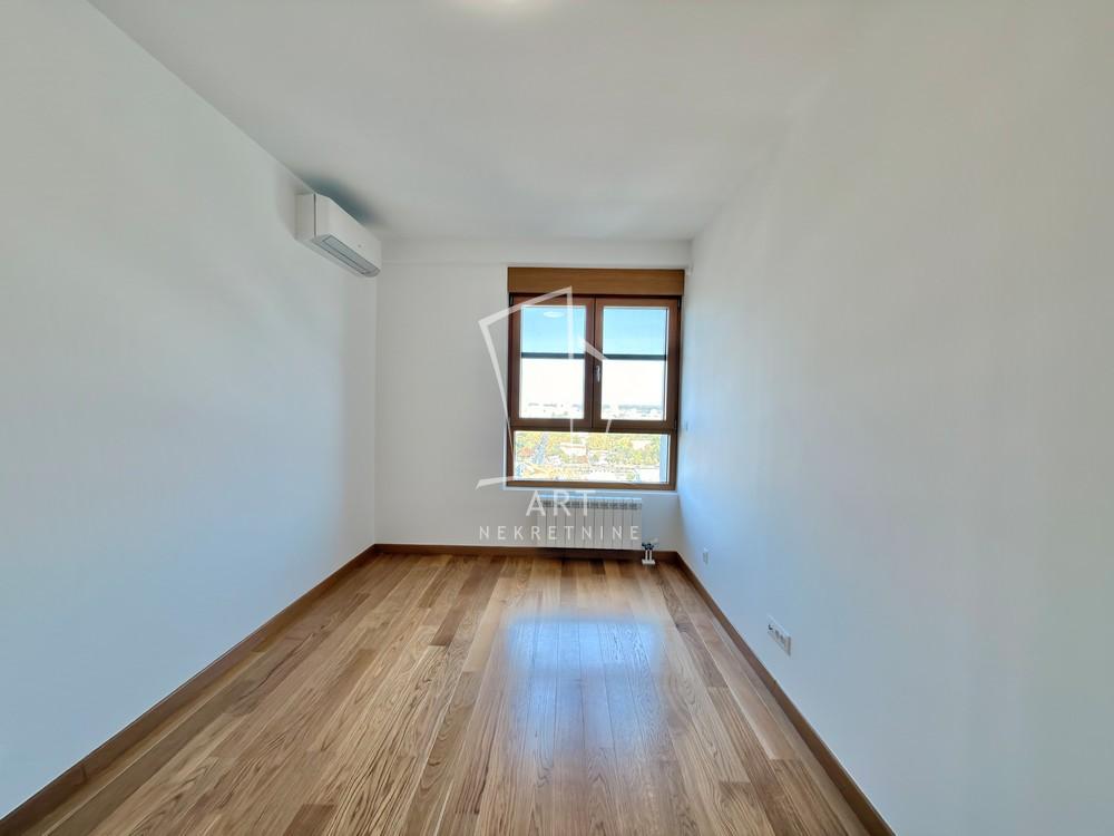 Slika 8 - Tadije Sondermajera, Petosoban stan za izdavanje, 161m2, 2.600€
