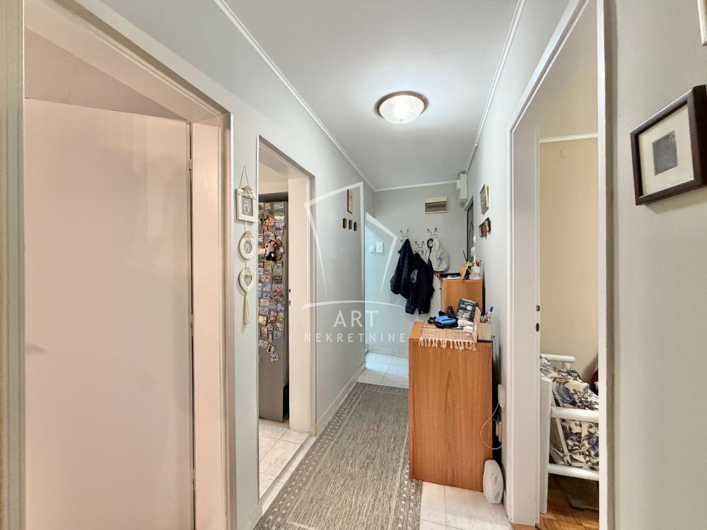 Slika 4 - Nikšićka, Dvosoban stan na prodaju, 69m2, 193.000€