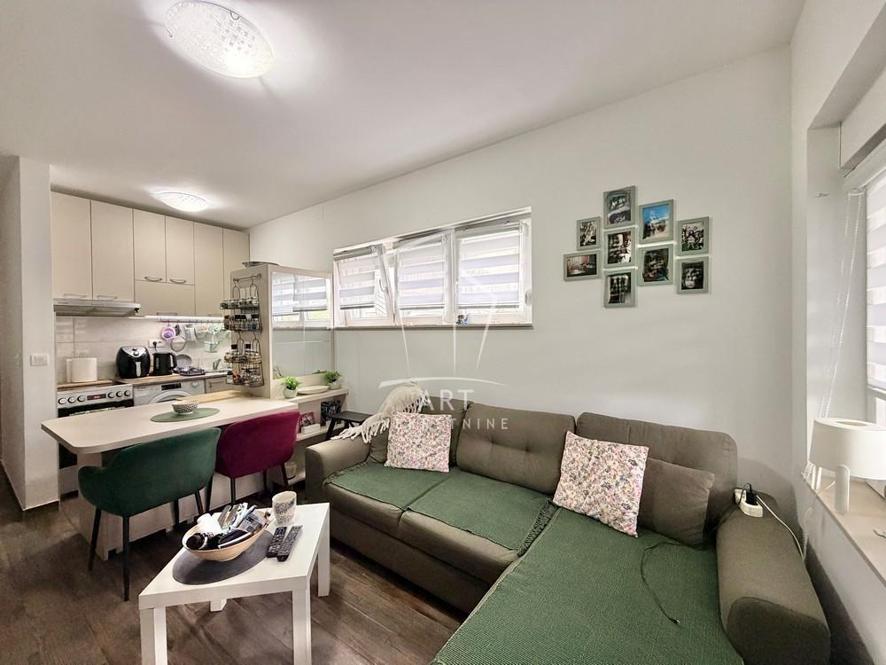 Glavna slika -Miljakovačke staze, Jednoiposoban stan na prodaju, 34m2, 79.000€