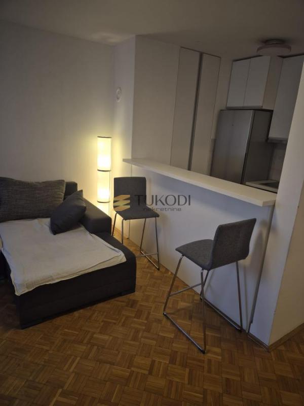 Slika 1 - Dvosoban stan za izdavanje, 50m2, 950€