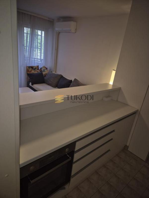 Slika 8 - Dvosoban stan za izdavanje, 50m2, 950€