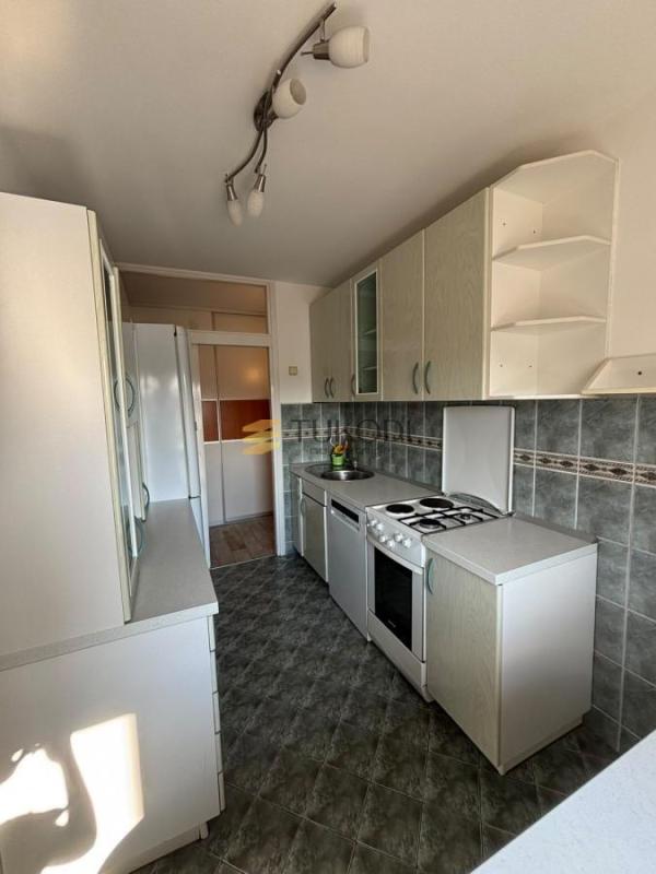 Slika 7 - Četvorosoban stan za izdavanje, 100m2, 950€