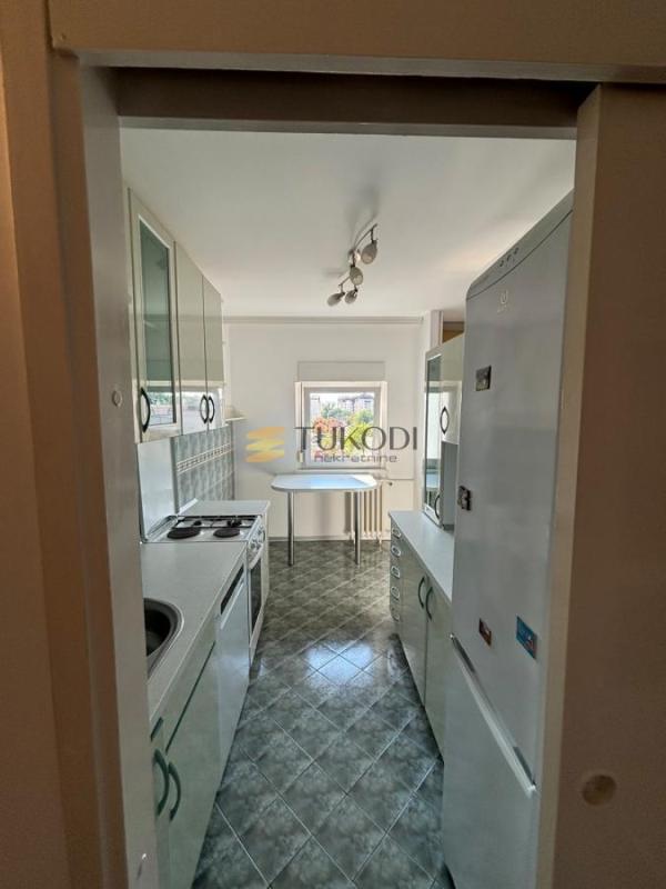 Slika 8 - Četvorosoban stan za izdavanje, 100m2, 950€