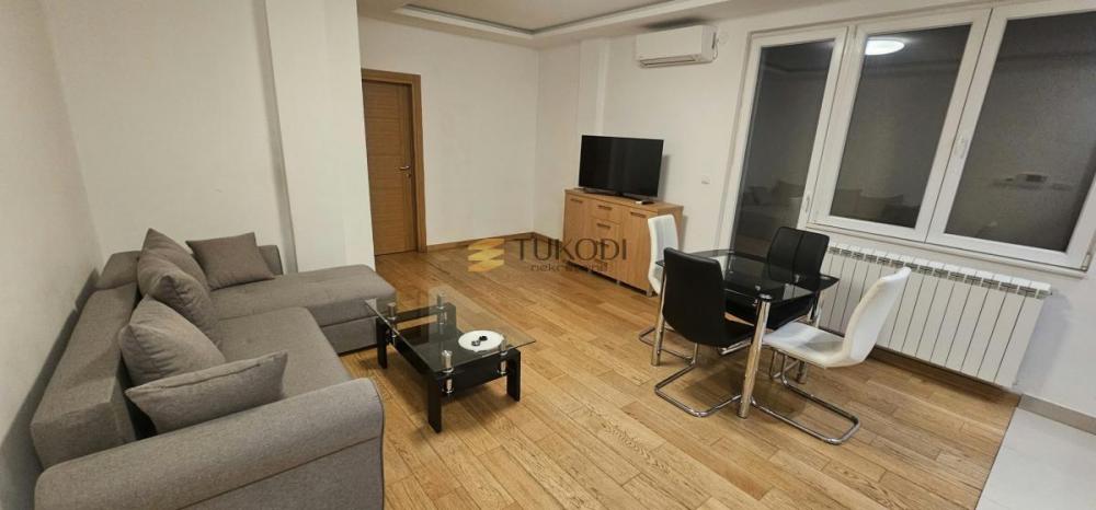 Slika 1 - Jednoiposoban stan za izdavanje, 43m2, 650€