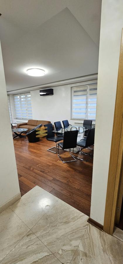 Slika 8 - Dvosoban stan za izdavanje, 76m2, 900€