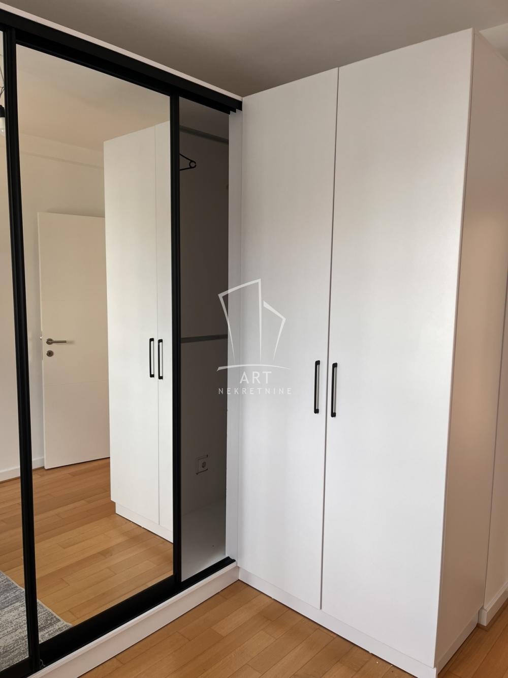 Slika 5 - Majdanska Čukarica, Četvorosoban stan za izdavanje, 78m2, 1.000€