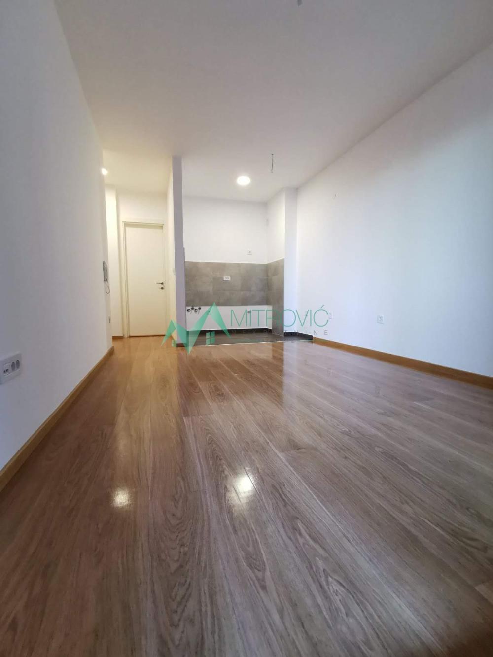 Slika 1 - Jednoiposoban stan za izdavanje, 45m2, 550€