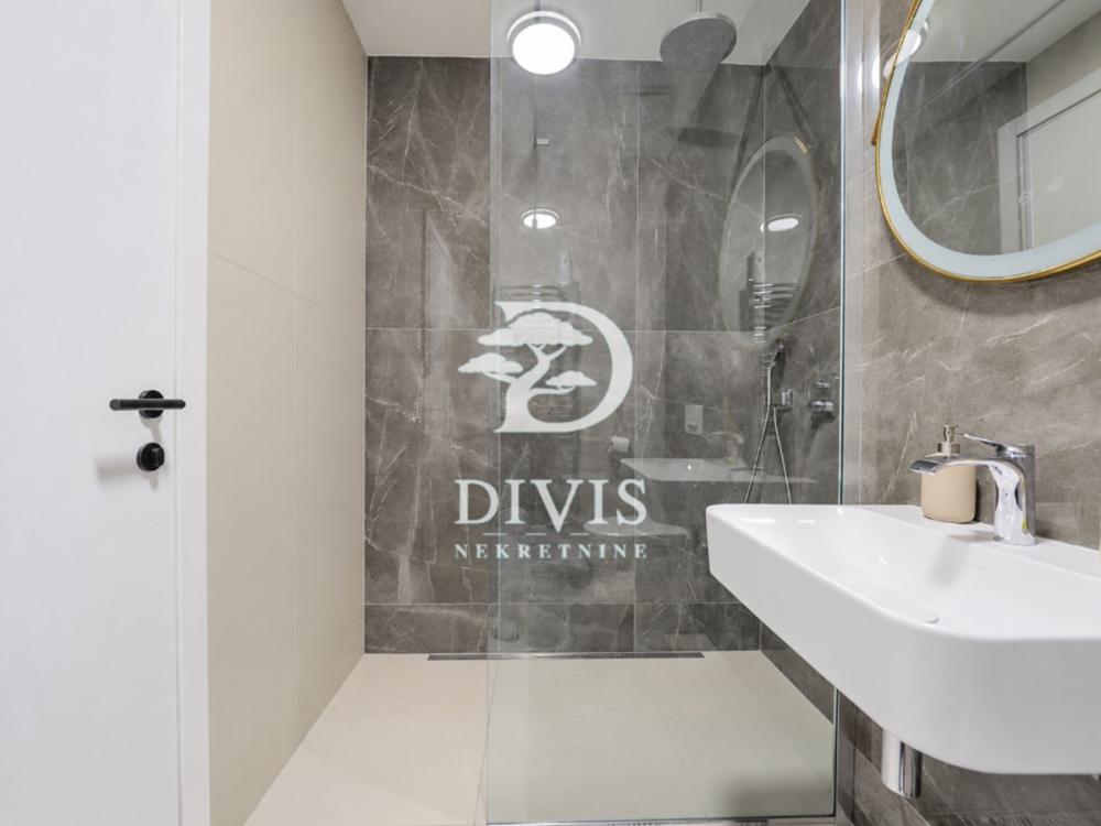 Slika 11 - Venizelosova, Trosoban stan na prodaju, 69m2, 390.000€