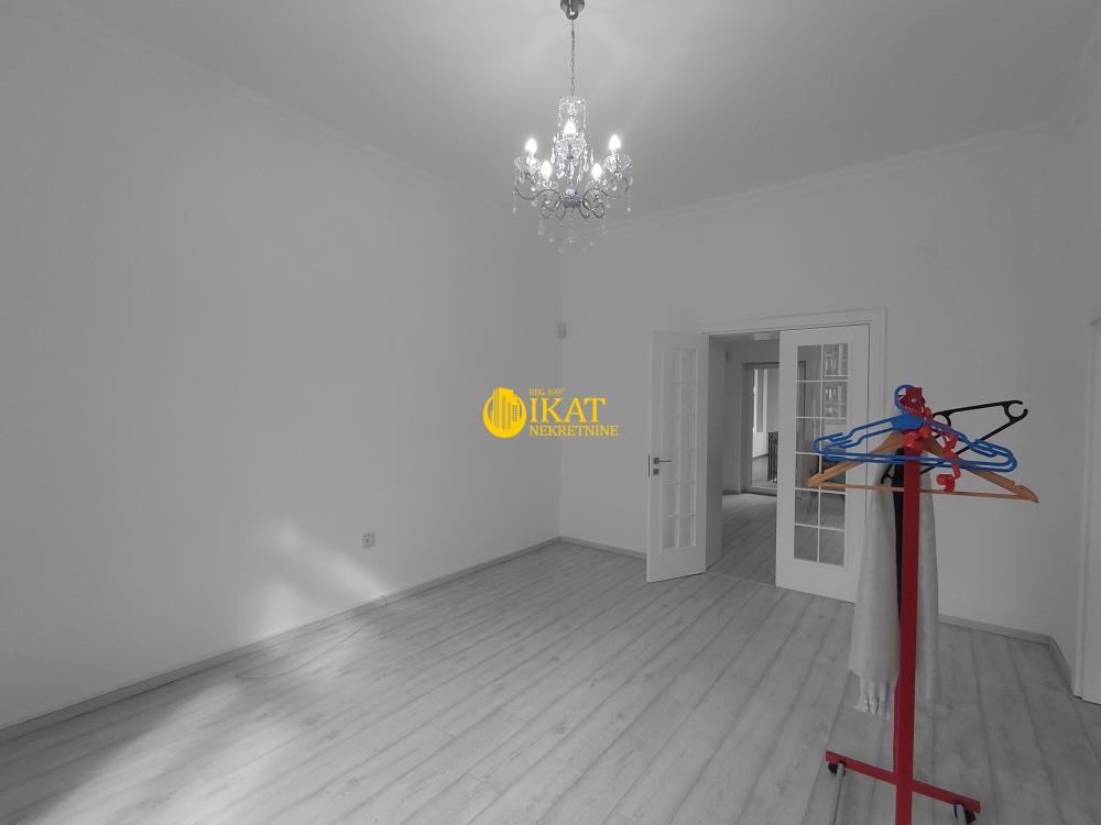 Slika 6 - Karađorđeva, Četvorosoban stan na prodaju, 134m2, 490.000€