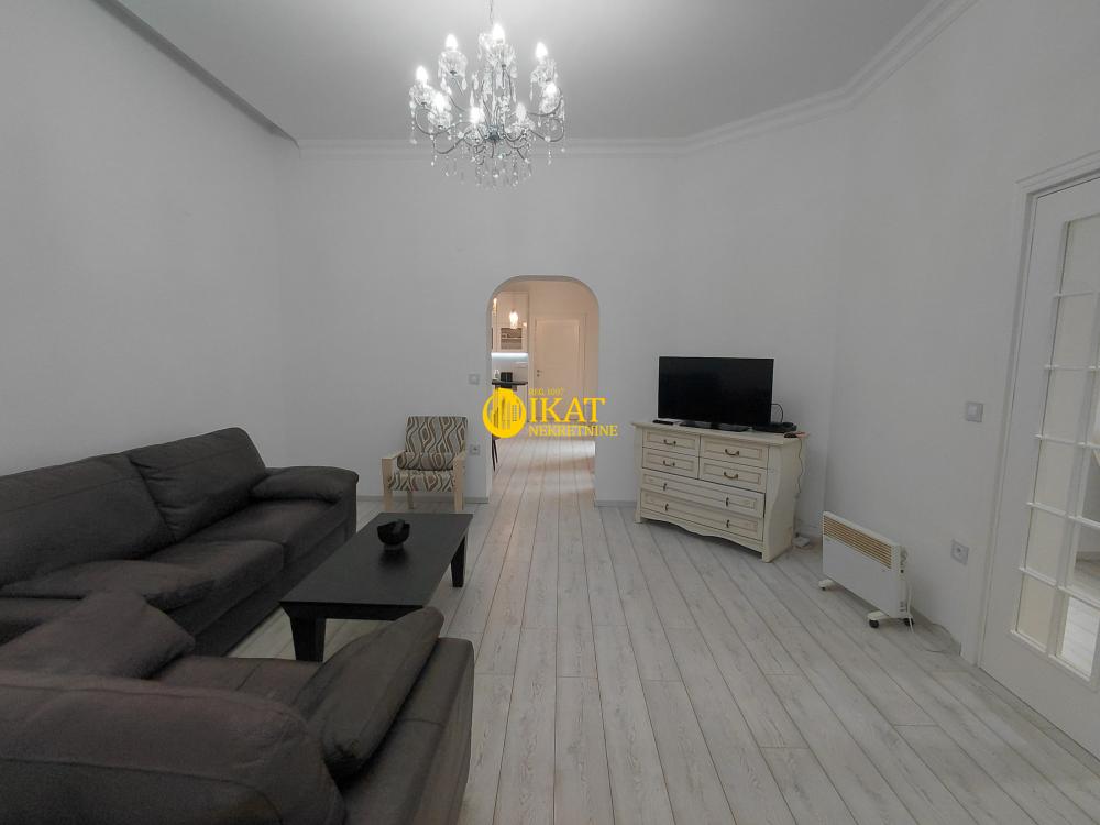 Slika 1 - Karađorđeva, Četvorosoban stan na prodaju, 134m2, 490.000€