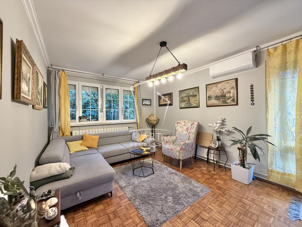 Slika 2 - Nikšićka, Dvosoban stan na prodaju, 69m2, 193.000€