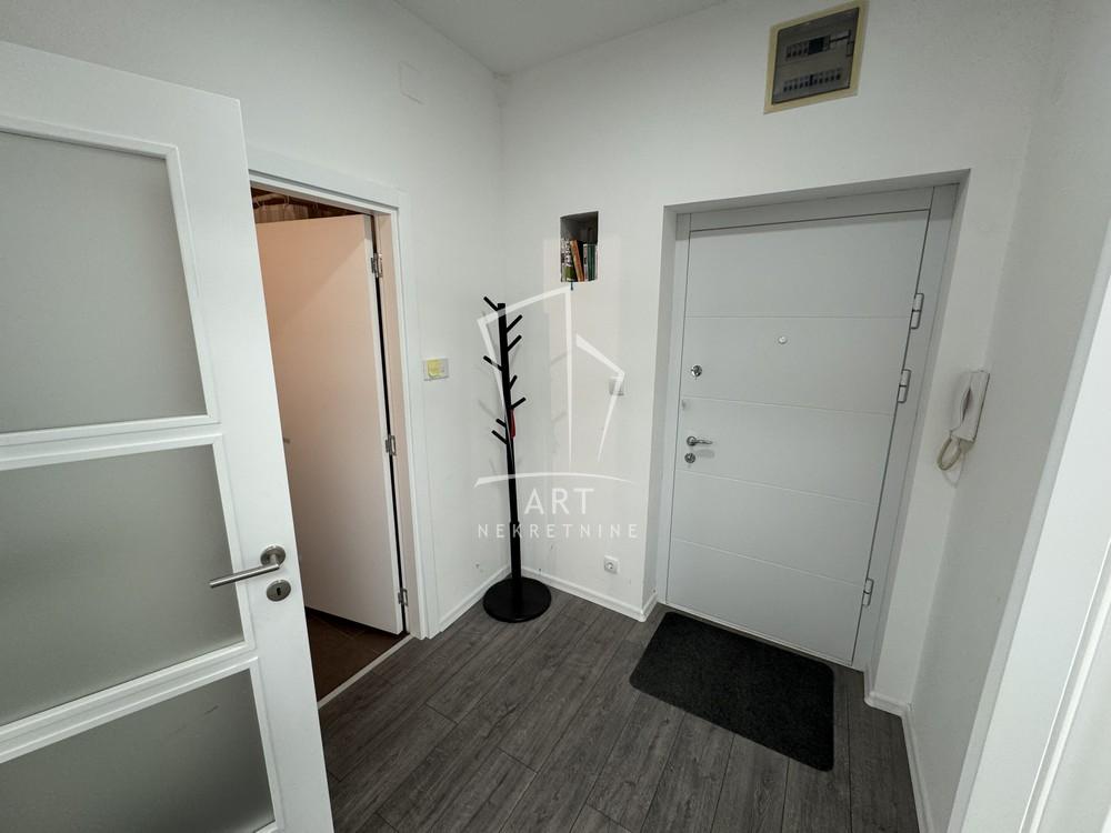Slika 5 - Svetozara Markovića,  Lokal za izdavanje, 33m2, 600€