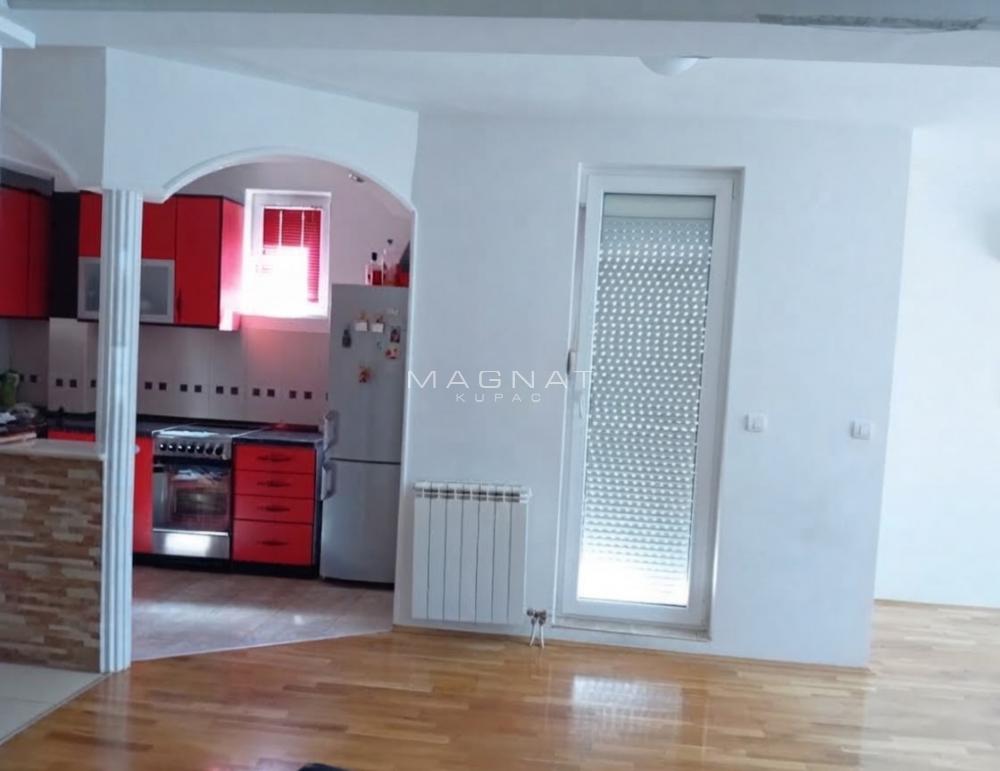 Slika 2 - Gostivarska, Dvoiposoban stan na prodaju, 62m2, 199.000€