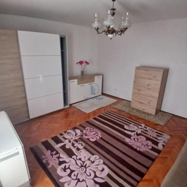 Slika 2 - Lepe Stamenković, Dvoiposoban stan na prodaju, 60m2, 150.000€