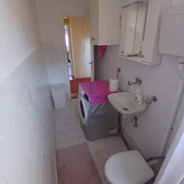 Slika 5 - Lepe Stamenković, Dvoiposoban stan na prodaju, 60m2, 150.000€