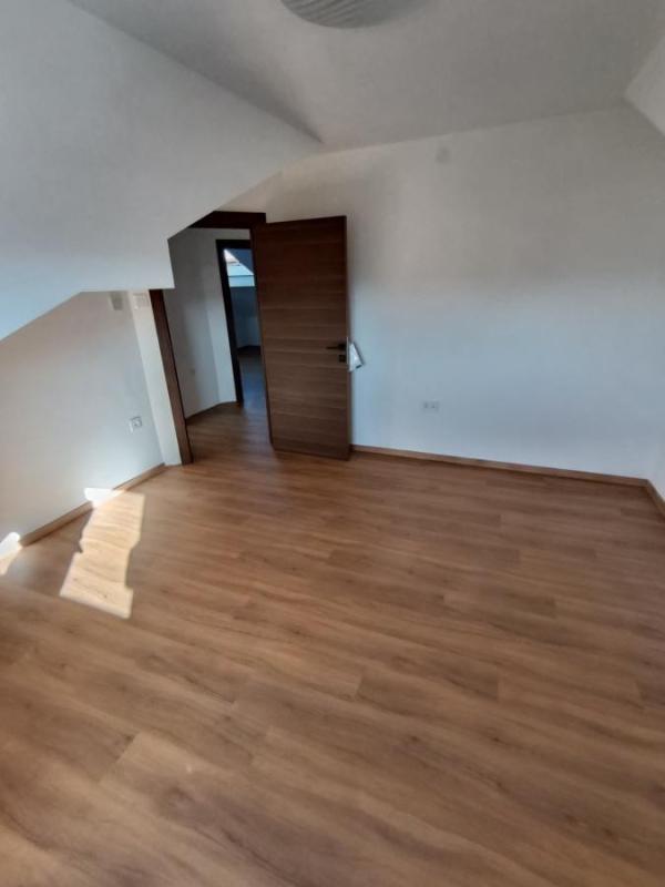 Slika 9 - Četvorosoban stan na prodaju, 94m2, 229.000€