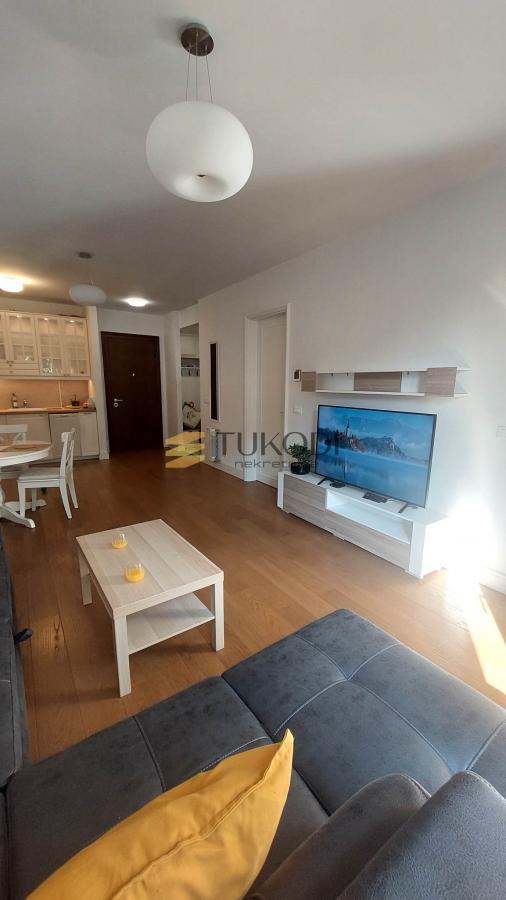 Slika 3 - Dvosoban stan za izdavanje, 55m2, 1.400€
