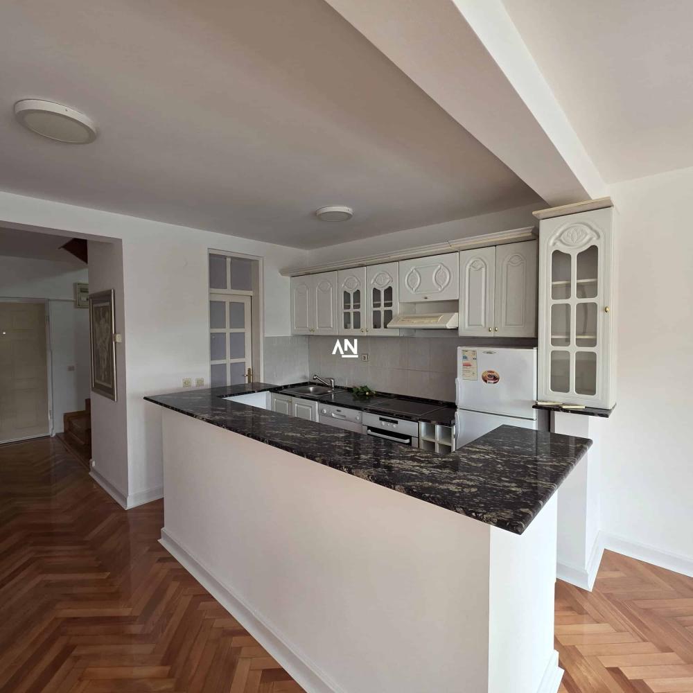 Slika 3 - Bulevar kralja Aleksandra I Karađorđevića, Četvorosoban stan za izdavanje, 130m2, 2.200€