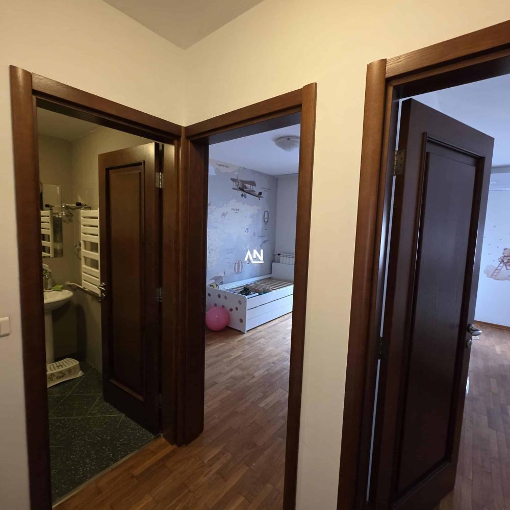 Slika 10 - Kralja Petra, Trosoban stan za izdavanje, 91m2, 1.100€