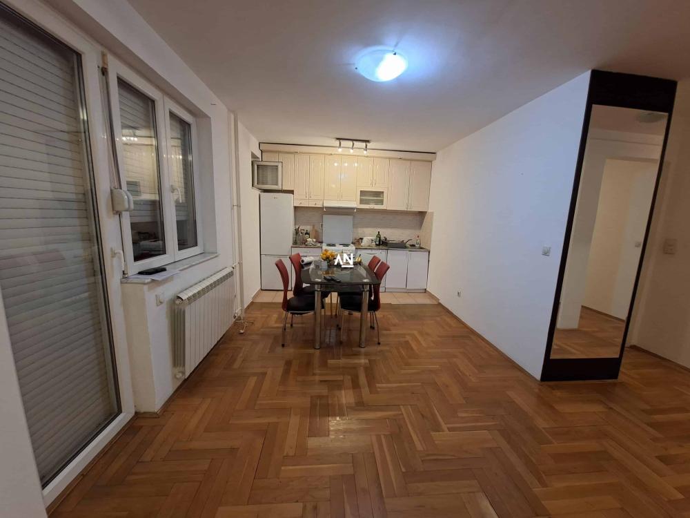 Slika 11 - Jove Ilića, Četvorosoban stan za izdavanje, 80m2, 1.300€