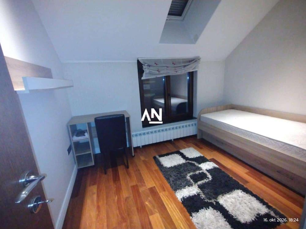 Slika 5 - Šumatovačka, Četvorosoban stan za izdavanje, 120m2, 2.000€