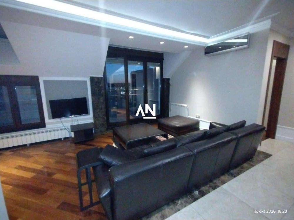 Slika 1 - Šumatovačka, Četvorosoban stan za izdavanje, 120m2, 2.000€