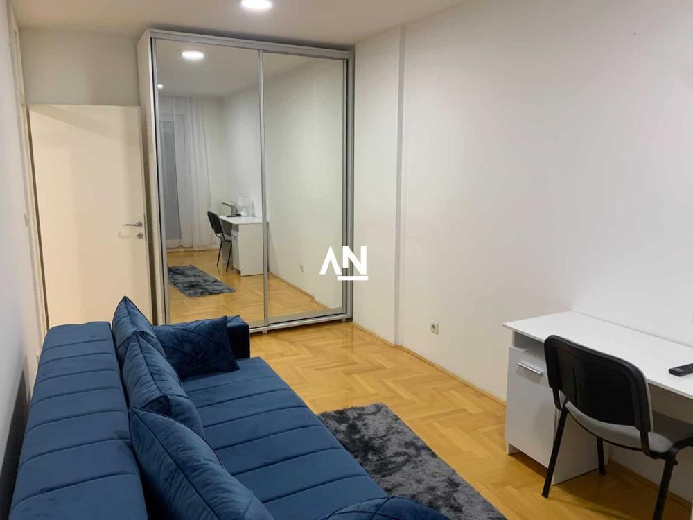 Slika 6 - Generala Ljubomira Milića, Četvorosoban stan za izdavanje, 95m2, 1.100€