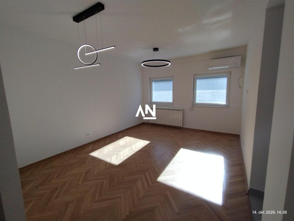 Slika 1 - Durmitorska, Dvosoban stan za izdavanje, 50m2, 950€