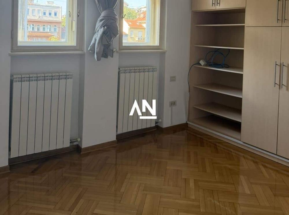 Slika 5 - Prote Mateje, Petosoban stan za izdavanje, 150m2, 2.500€